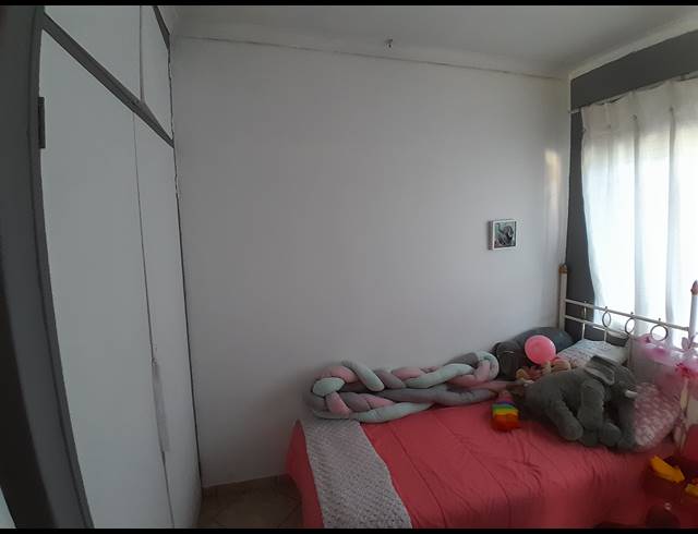 8 BEDROOM FREEHOLD FOR SALE IN BO-DORP